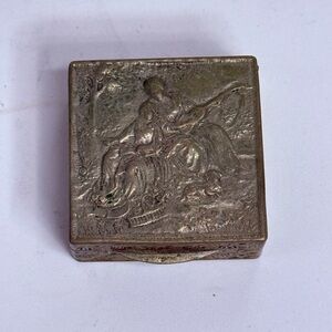 vintage metal trinket/jewelry snuff  box embossed repoussé scene mid century